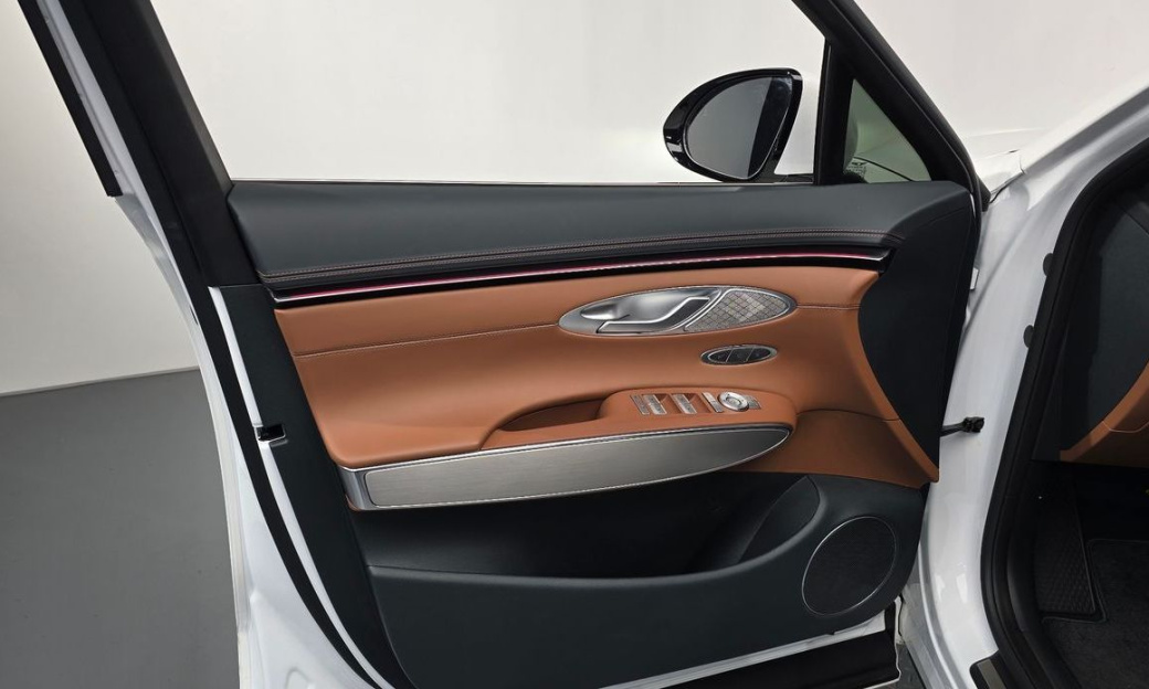 Genesis GV70 2.5T Gasoline 2WD, 2025