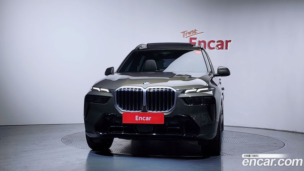 BMW X7 xDrive 40i M Sport 6STR, 2025