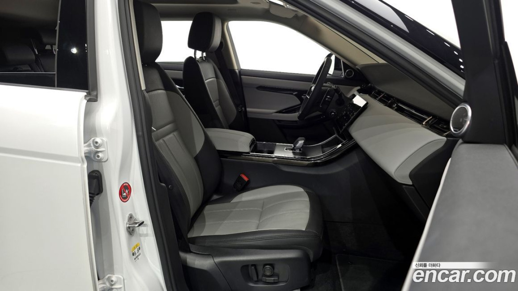 Land Rover Range Rover Evoque P250 Dynamic SE, 2024