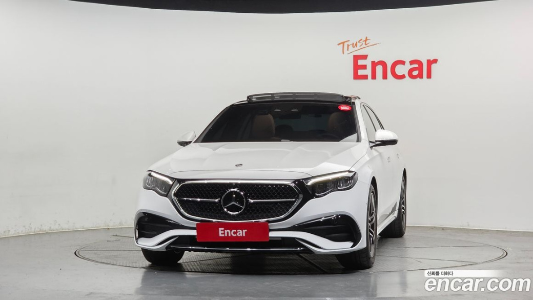 Mercedes-Benz E-Class E200 AMG Line, 2026