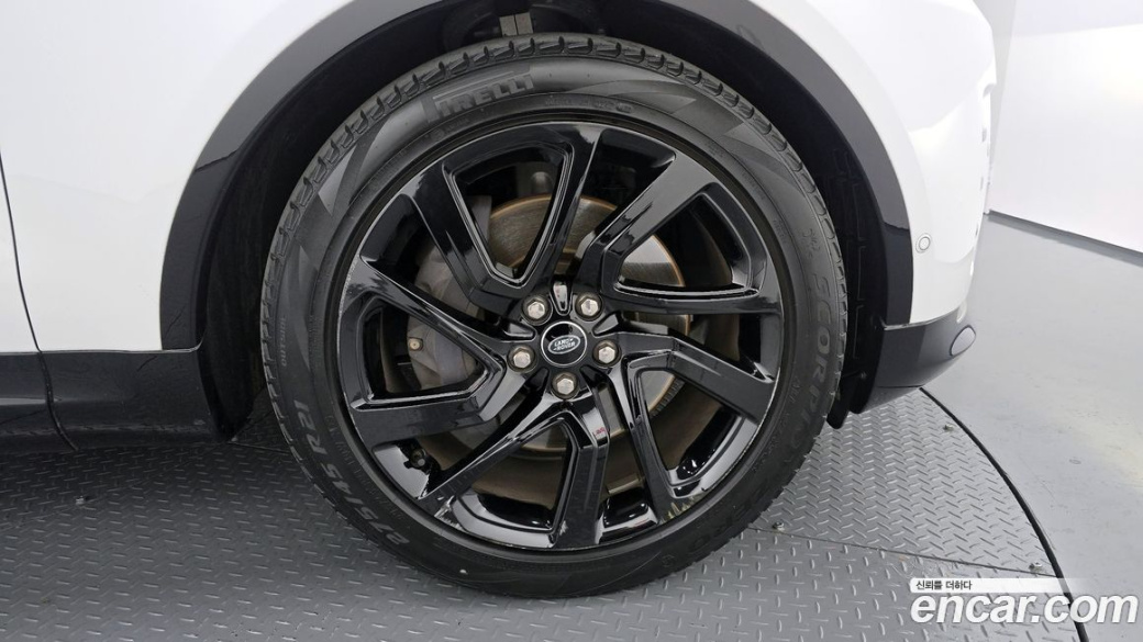 Land Rover Discovery P360 R-Dynamic SE, 2023