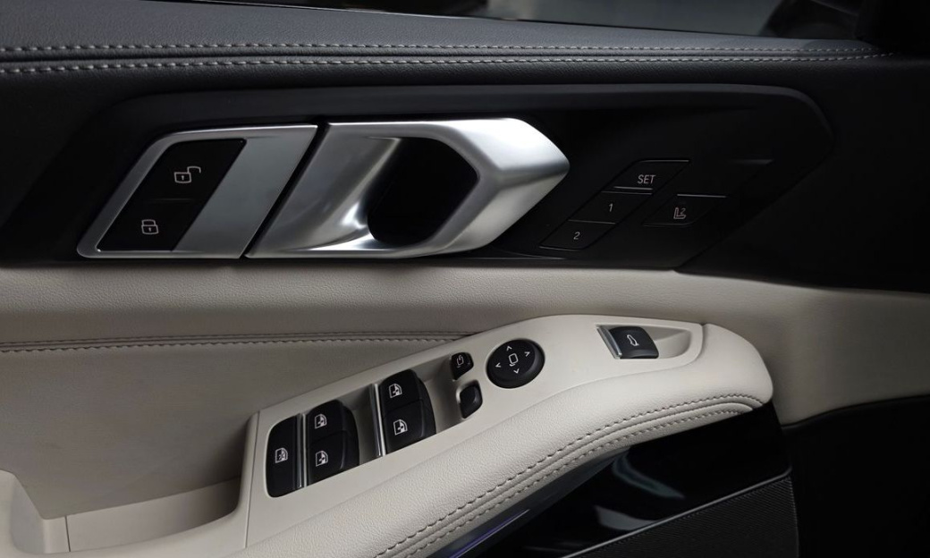 BMW X5 xDrive 40i M Sport, 2025