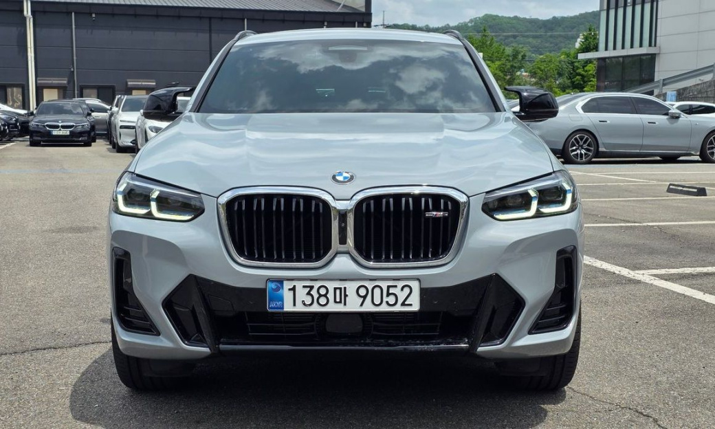 BMW X4 xDrive M40i, 2025