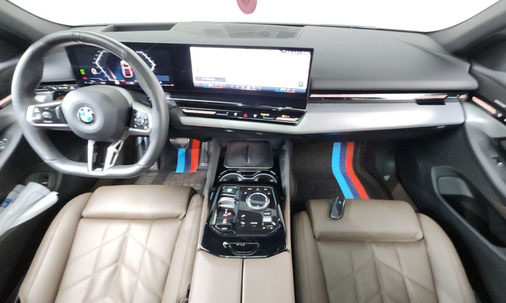 BMW 5-Series 520i M Sport, 2024