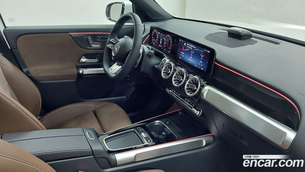 Mercedes-Benz GLB-Class AMG GLB35 4MATIC, 2025