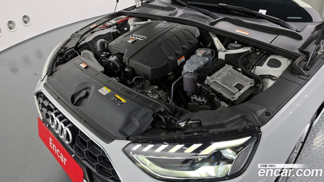 Audi A4 40 TFSI Premium, 2021
