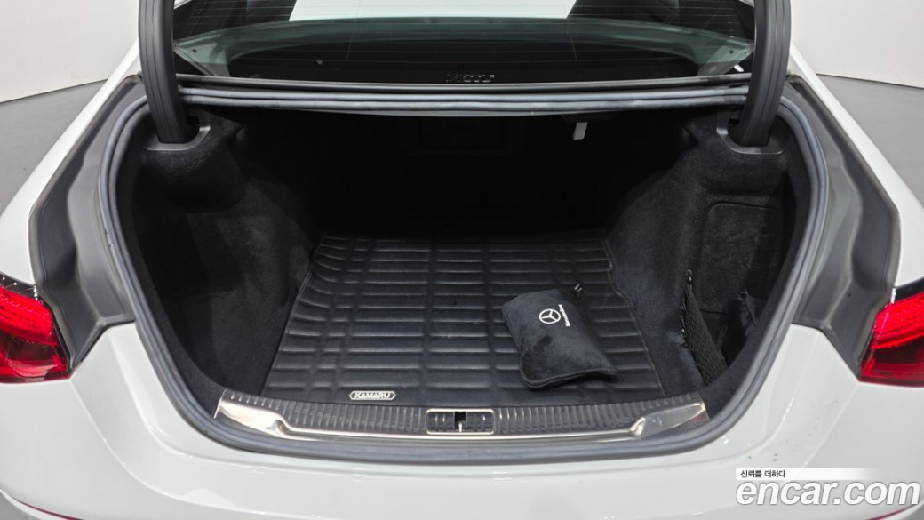 Mercedes-Benz S-Class S450 d 4MATIC, 2024