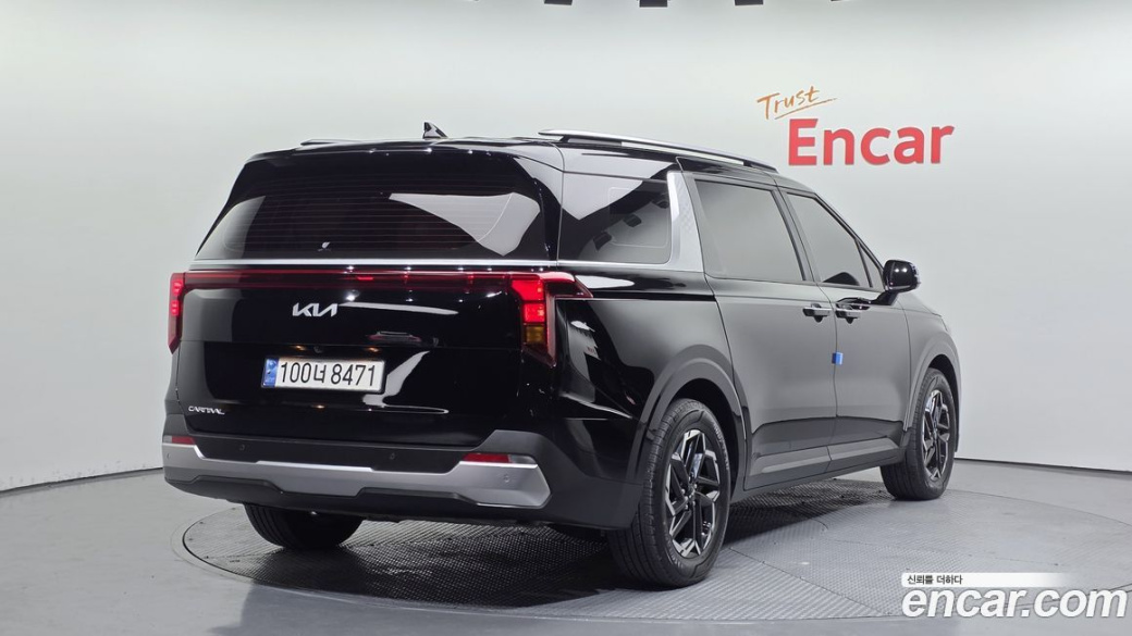 Kia Carnival 9-Seater Prestige, 2025