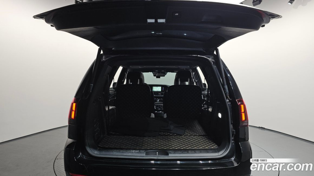 Kia Mohave Diesel 3.0 4WD 6-Seater, 2022