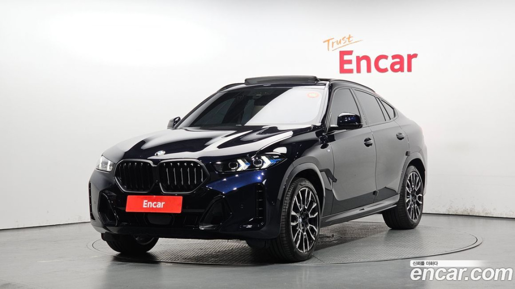 BMW X6 xDrive40i M Sport, 2025