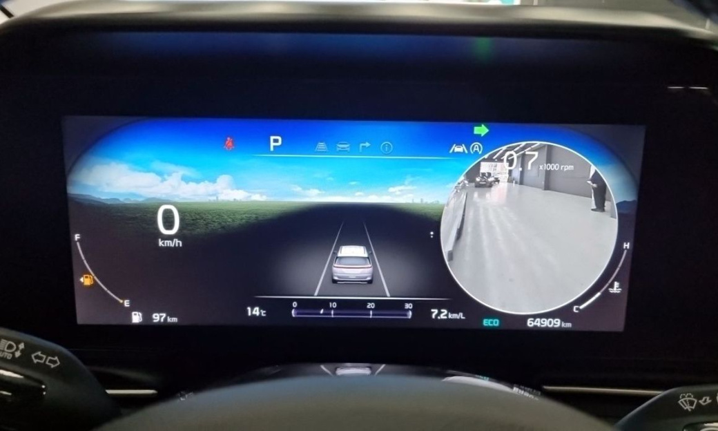 Kia Carnival 9-Seater Signature, 2023