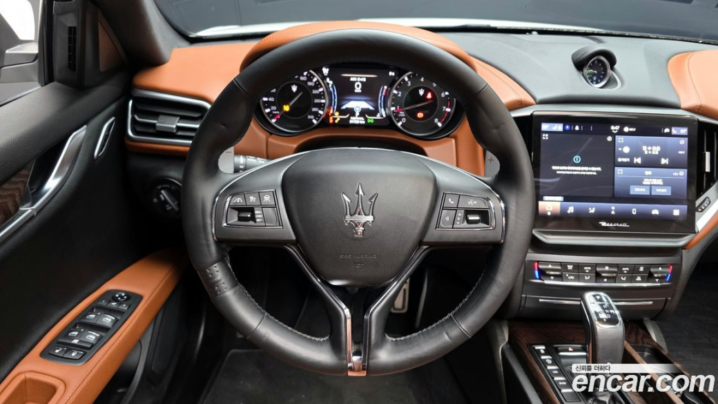 Maserati Ghibli 2.0 GT, 2022