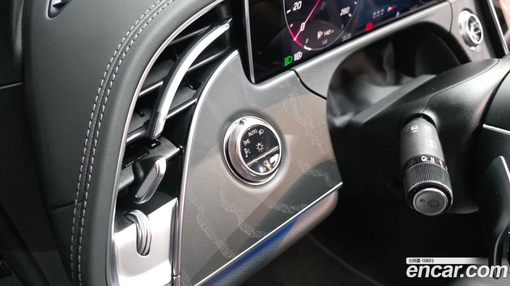 Mercedes-Benz E-Class E200 Avantgarde, 2025