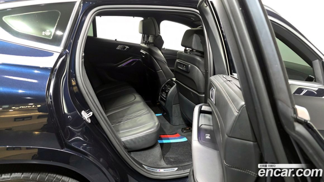 BMW X6 xDrive40i M Sport, 2022
