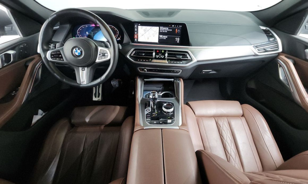 BMW X6 xDrive40i M Sport, 2022