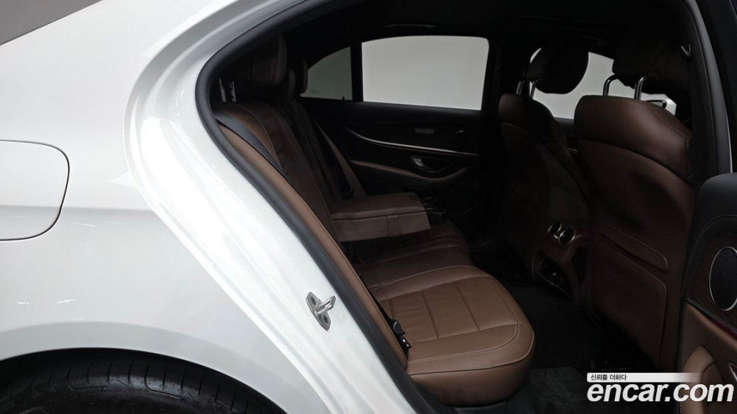 Mercedes-Benz E-Class E250 Exclusive, 2022
