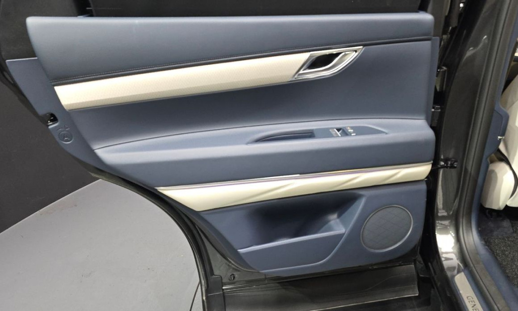 Genesis GV80 2.5T Gasoline AWD, 2025