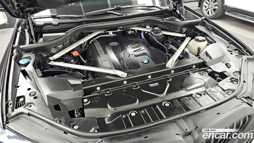 BMW X5 xDrive 40i M Sport, 2024