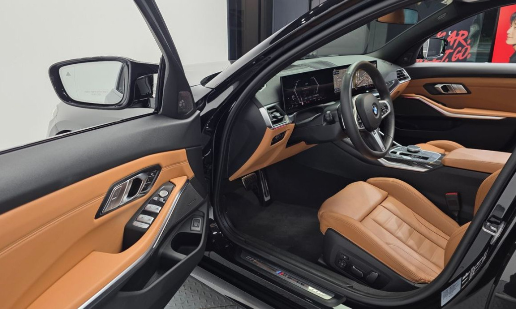 BMW 3-Series M340i Pro, 2024