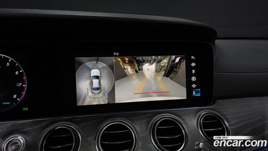 Mercedes-Benz E-Class E350 4MATIC AMG Line, 2022
