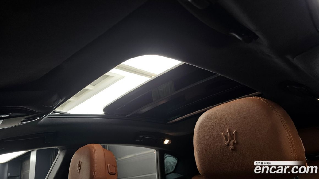 Maserati Levante 2.0 GT AWD, 2022