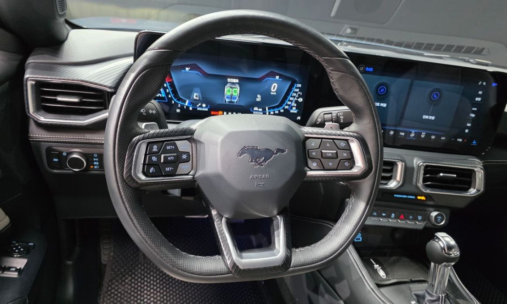Ford Mustang 2.3 EcoBoost Premium Coupe, 2025