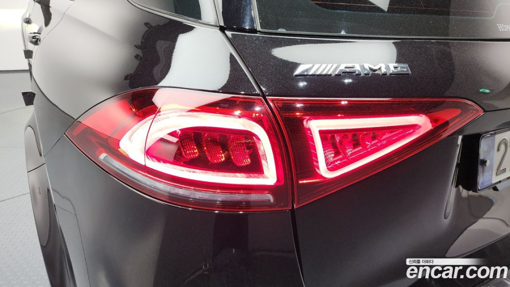 Mercedes-Benz GLE-Class AMG GLE53 4MATIC+, 2021