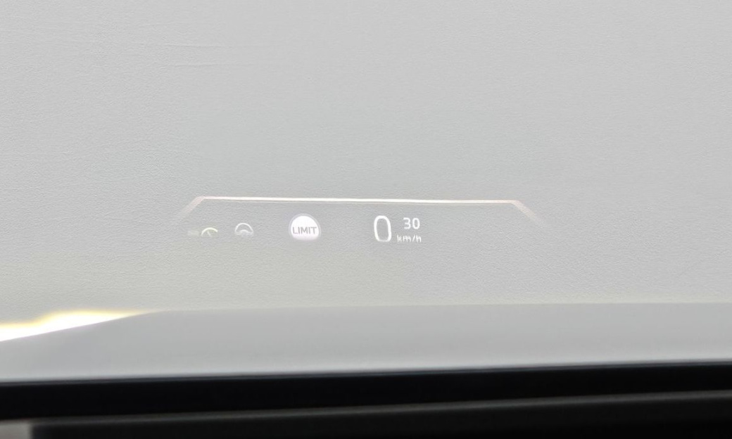 BMW 5-Series 520i M Sport, 2025