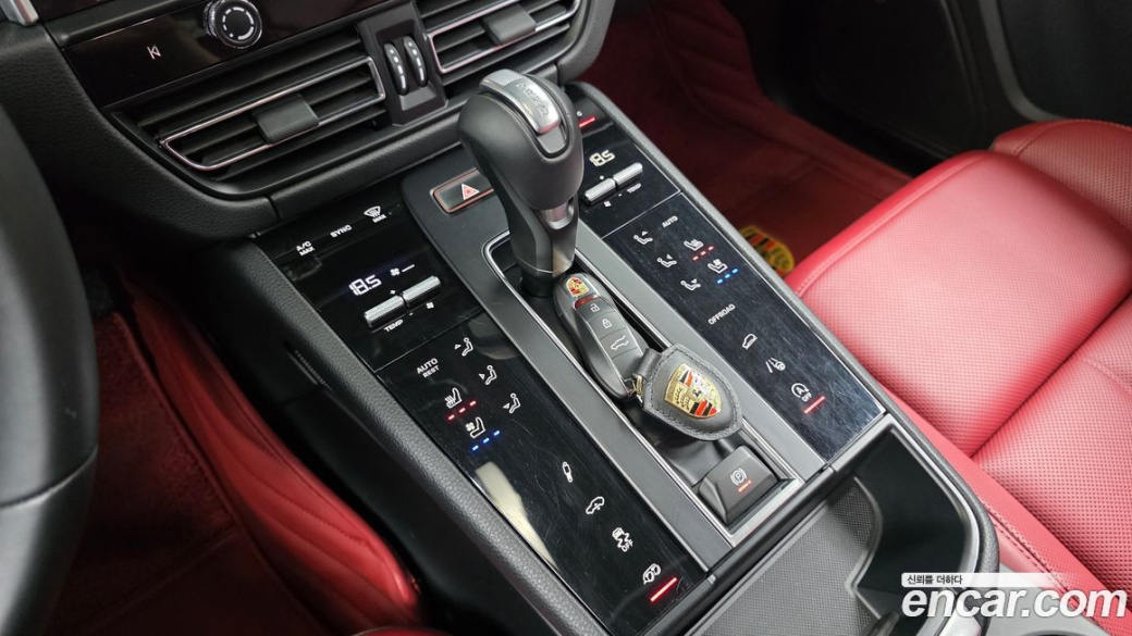 Porsche Macan 2.9 GTS, 2024