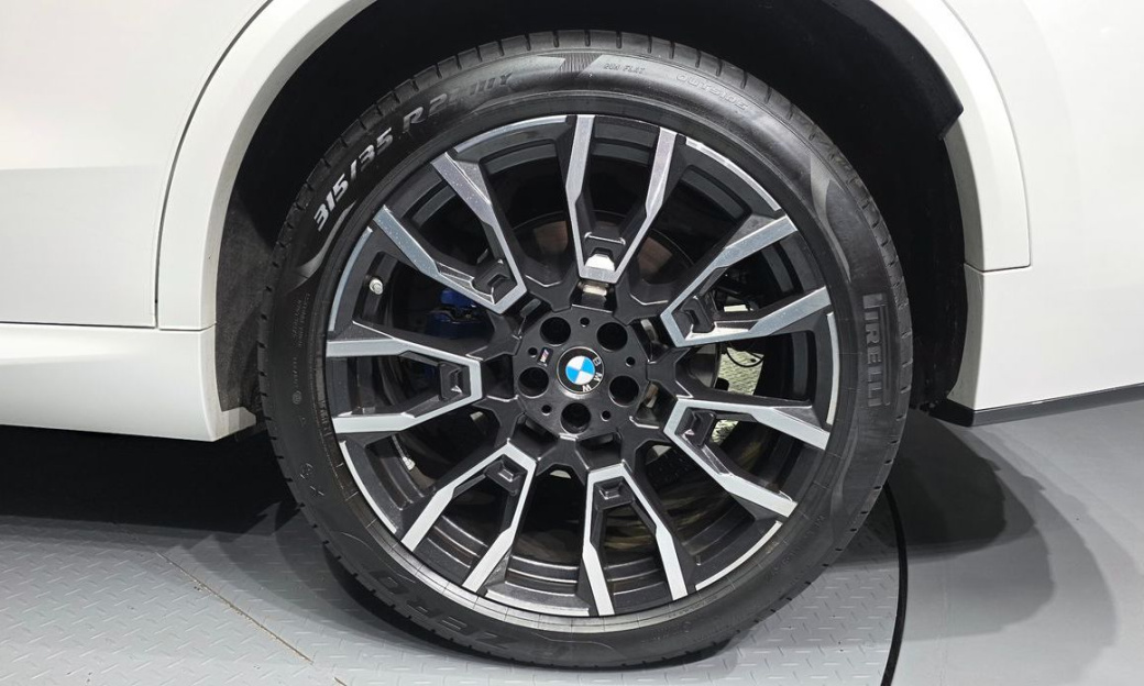 BMW X5 xDrive 40i M Sport, 2025