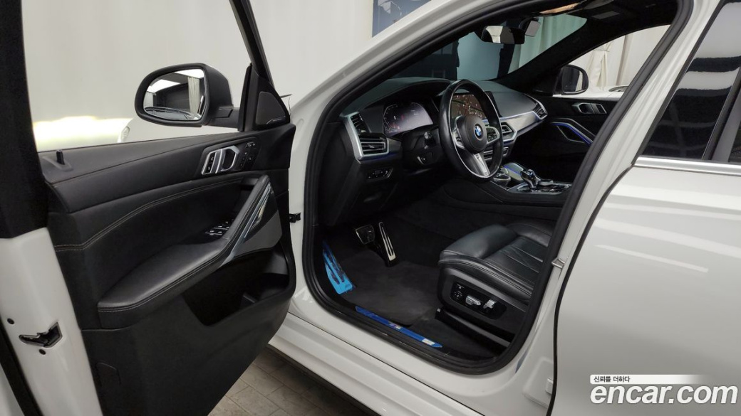 BMW X6 xDrive40i M Sport, 2023