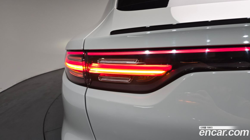 Porsche Cayenne 3.0 Coupe, 2021