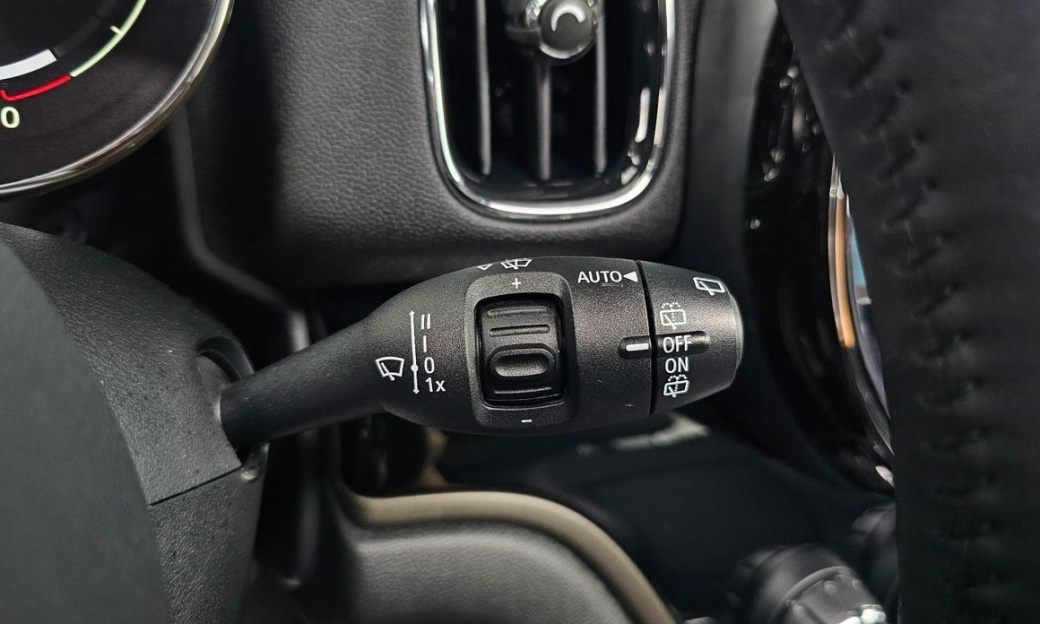 Mini Countryman Classic Plus Launch Pack, 2023