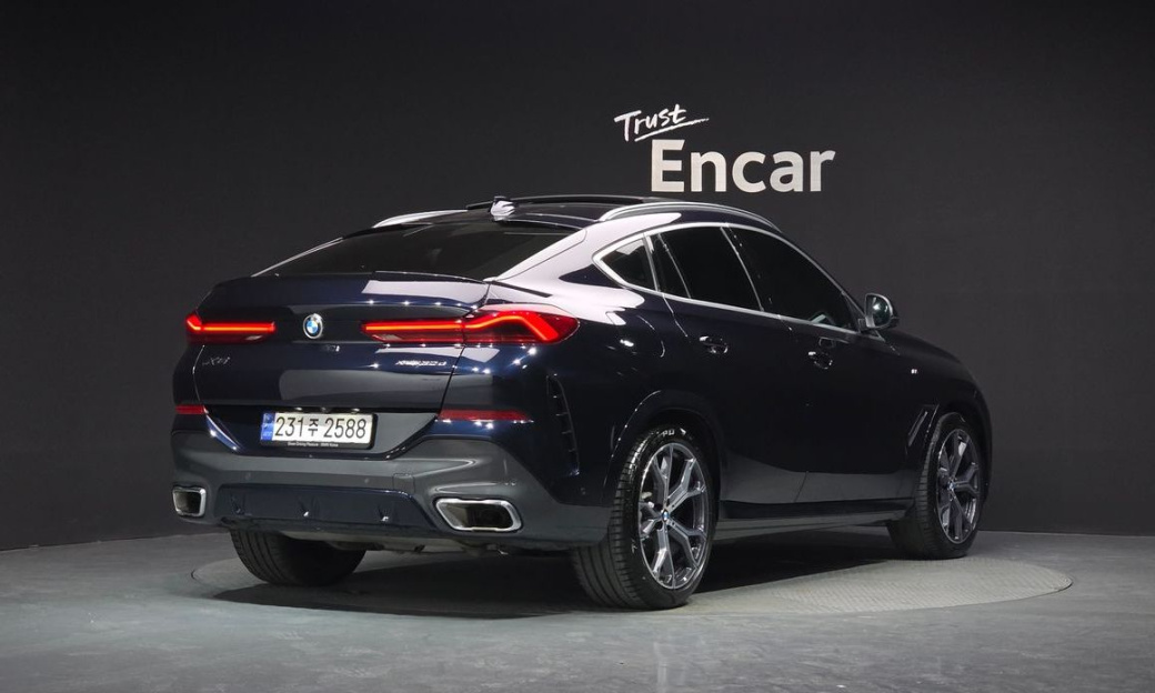 BMW X6 xDrive30d M Sport, 2023