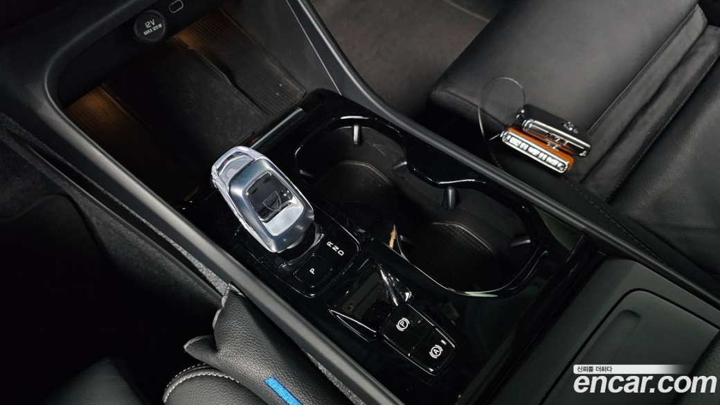 Volvo XC40 B4 Ultimate Bright, 2023