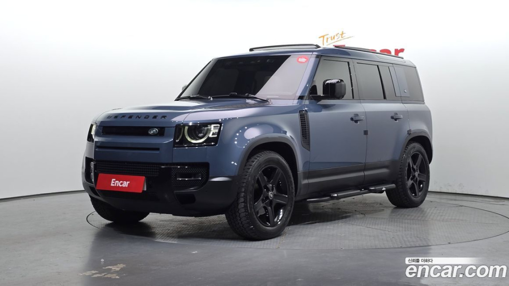 Land Rover Defender 110 D250 SE, 2023