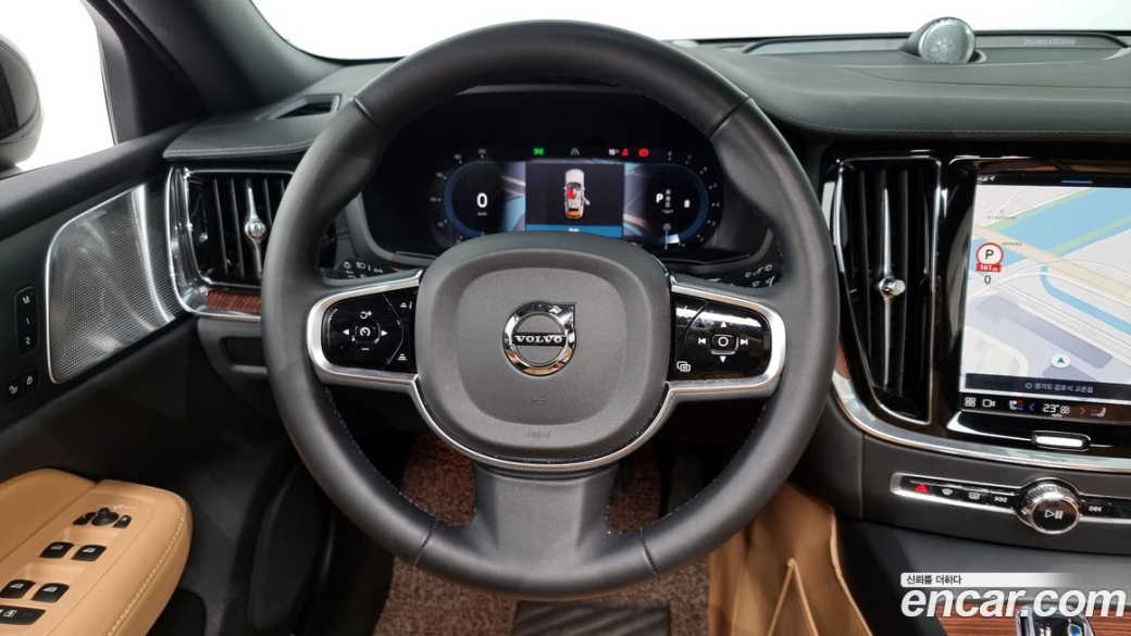 Volvo V60 B5 Ultimate AWD, 2024