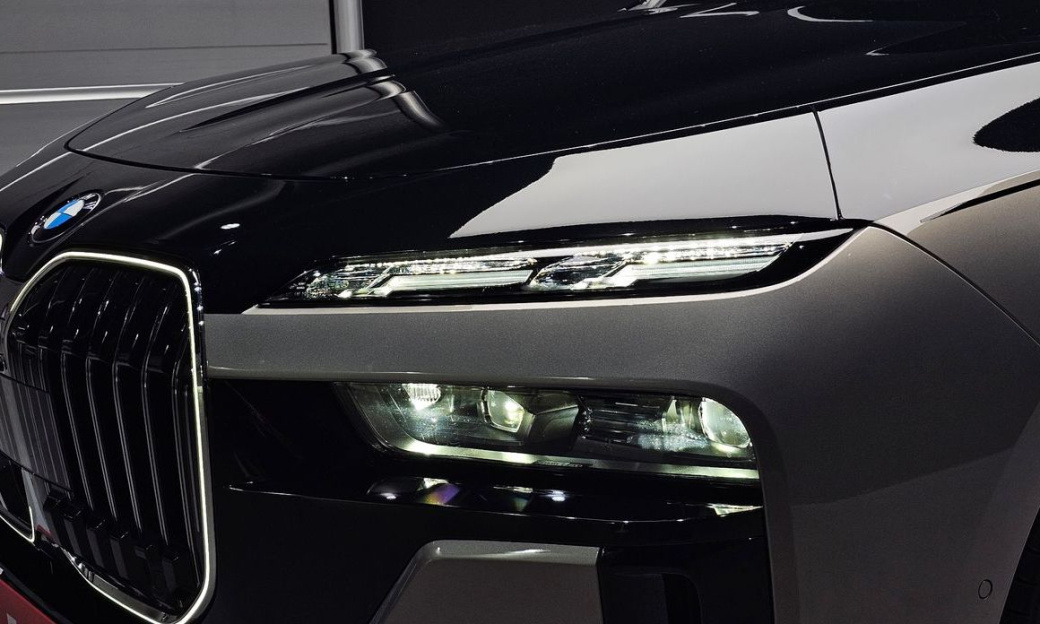 BMW 7-Series 740d xDrive M Sport, 2025