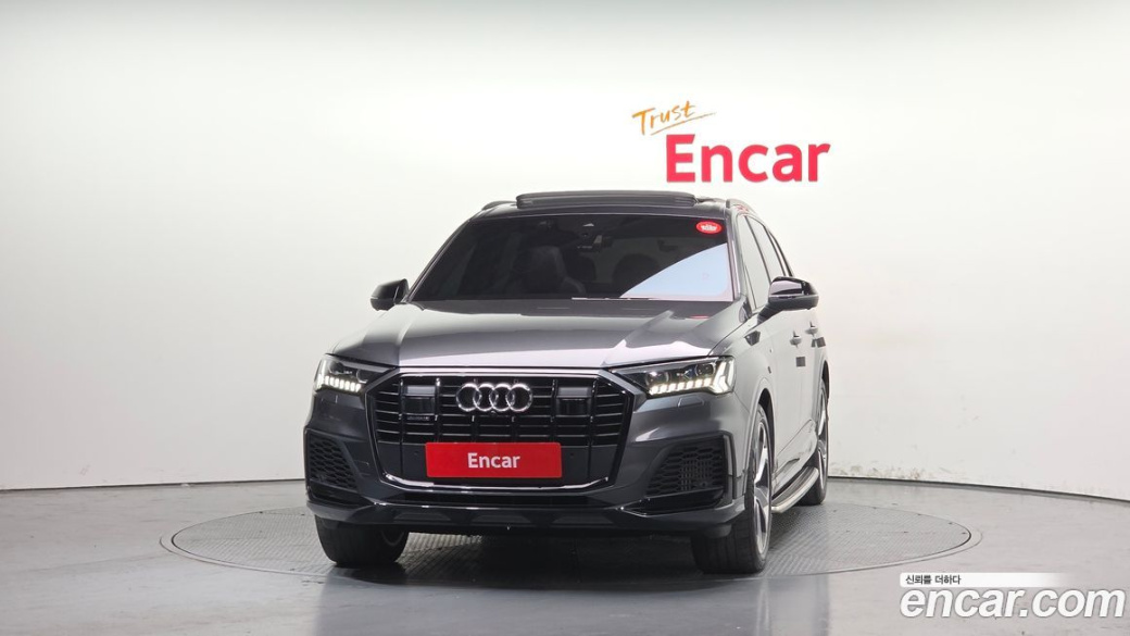 Audi Q7 55 TFSI Quattro Premium, 2022