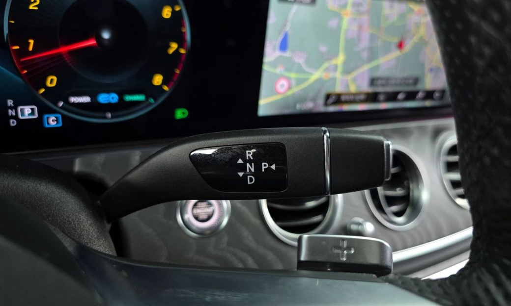 Mercedes-Benz E-Class E350 4MATIC AMG Line, 2022