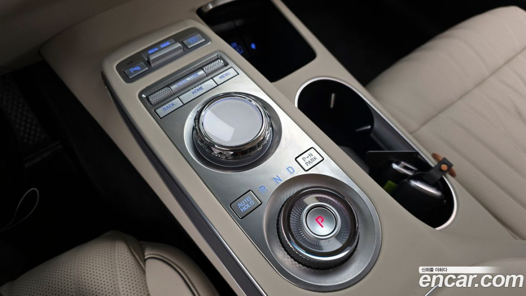 Genesis GV70 2.5T Gasoline 2WD, 2024