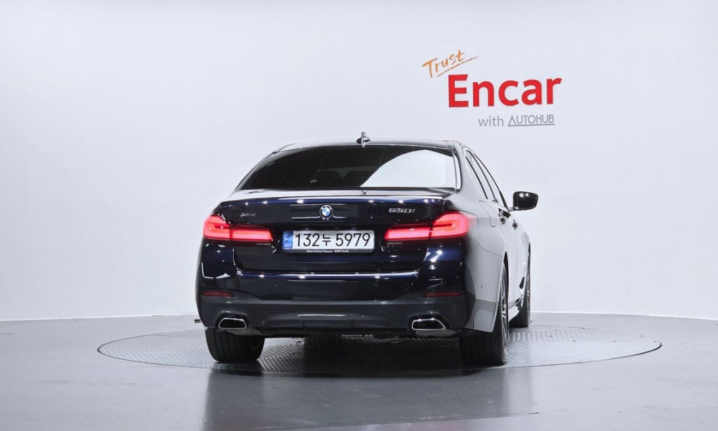 BMW 5-Series 530i xDrive M Sport Package, 2022