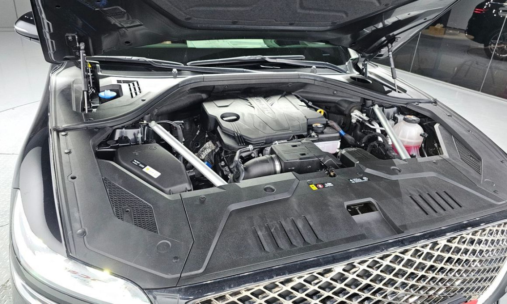 Genesis GV70 2.5T Gasoline AWD, 2024