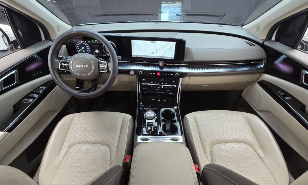 Kia Carnival 7-Seater Hi-Limousine, 2022