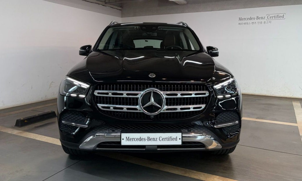 Mercedes-Benz GLE-Class GLE300d 4MATIC, 2025