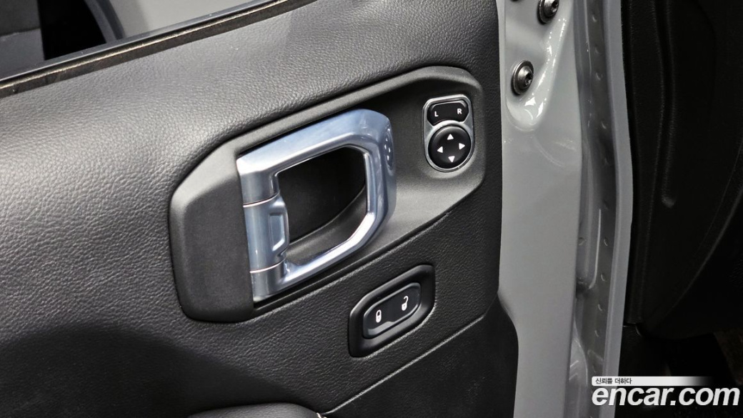 Jeep Wrangler 2.0 Overland Power Top 4Door, 2021