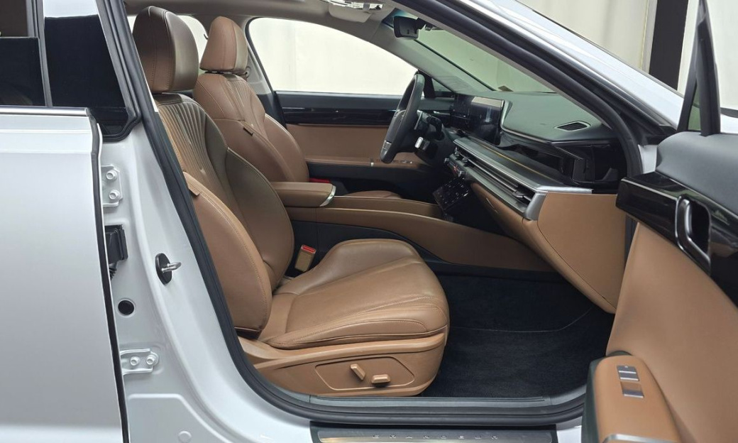 Hyundai Grandeur 2,5 Gasoline 2WD, 2023