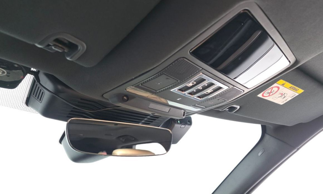 Land Rover Discovery P360 Dynamic HSE, 2024
