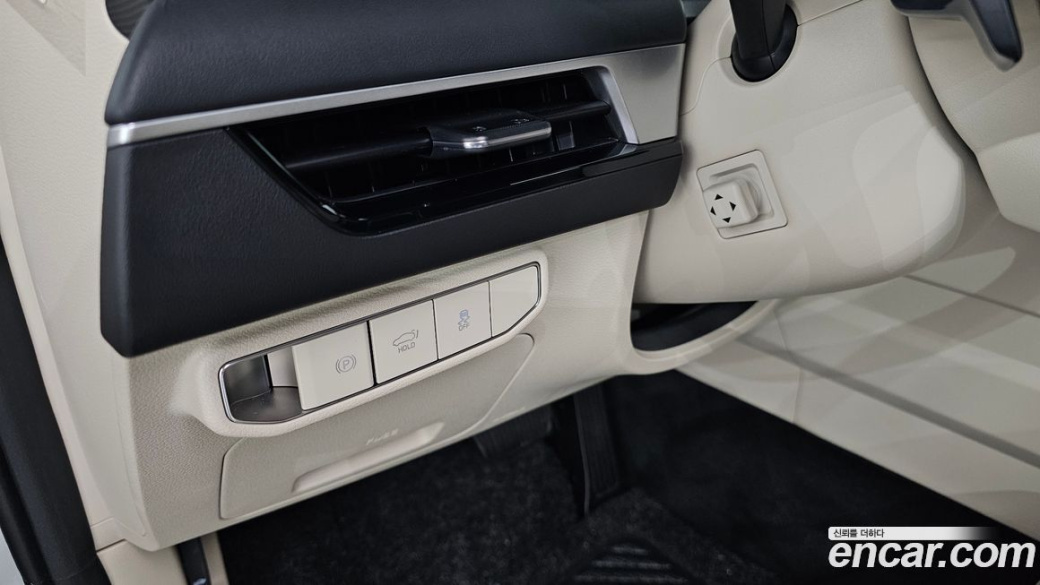 Kia K8 2.5 Gasoline 2WD, 2025