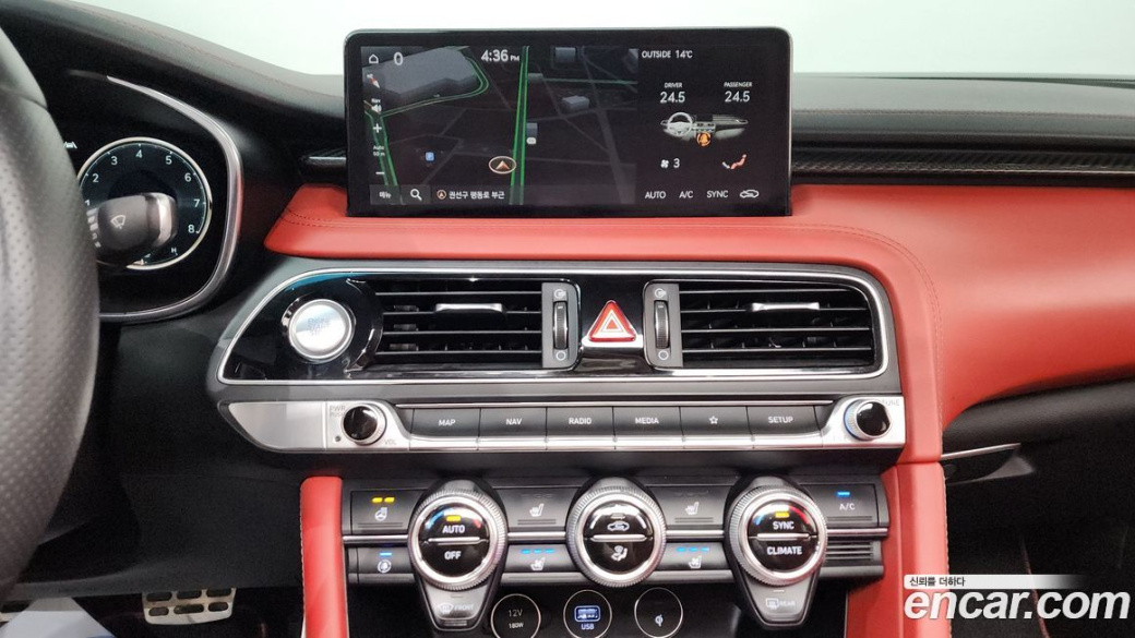 Genesis G70 Gasoline 2.0T 4WD, 2021